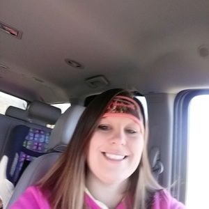 Meet your Posher, Candice